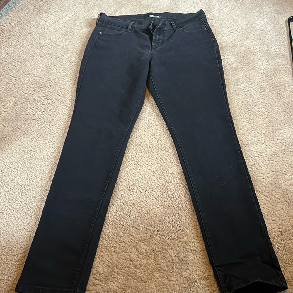 Midrise, nondistressed jeans